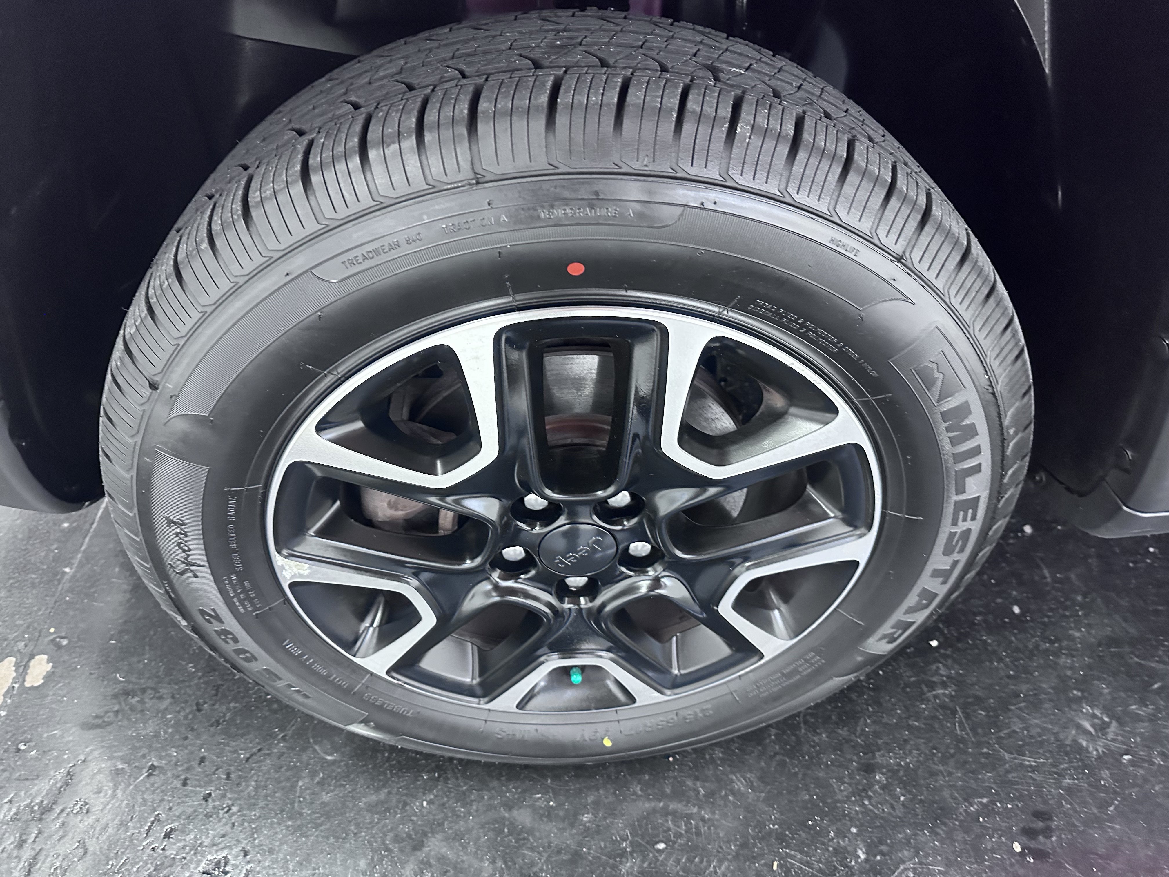 Used 2020 Jeep Compass Trailhawk AWD/4WD image 22