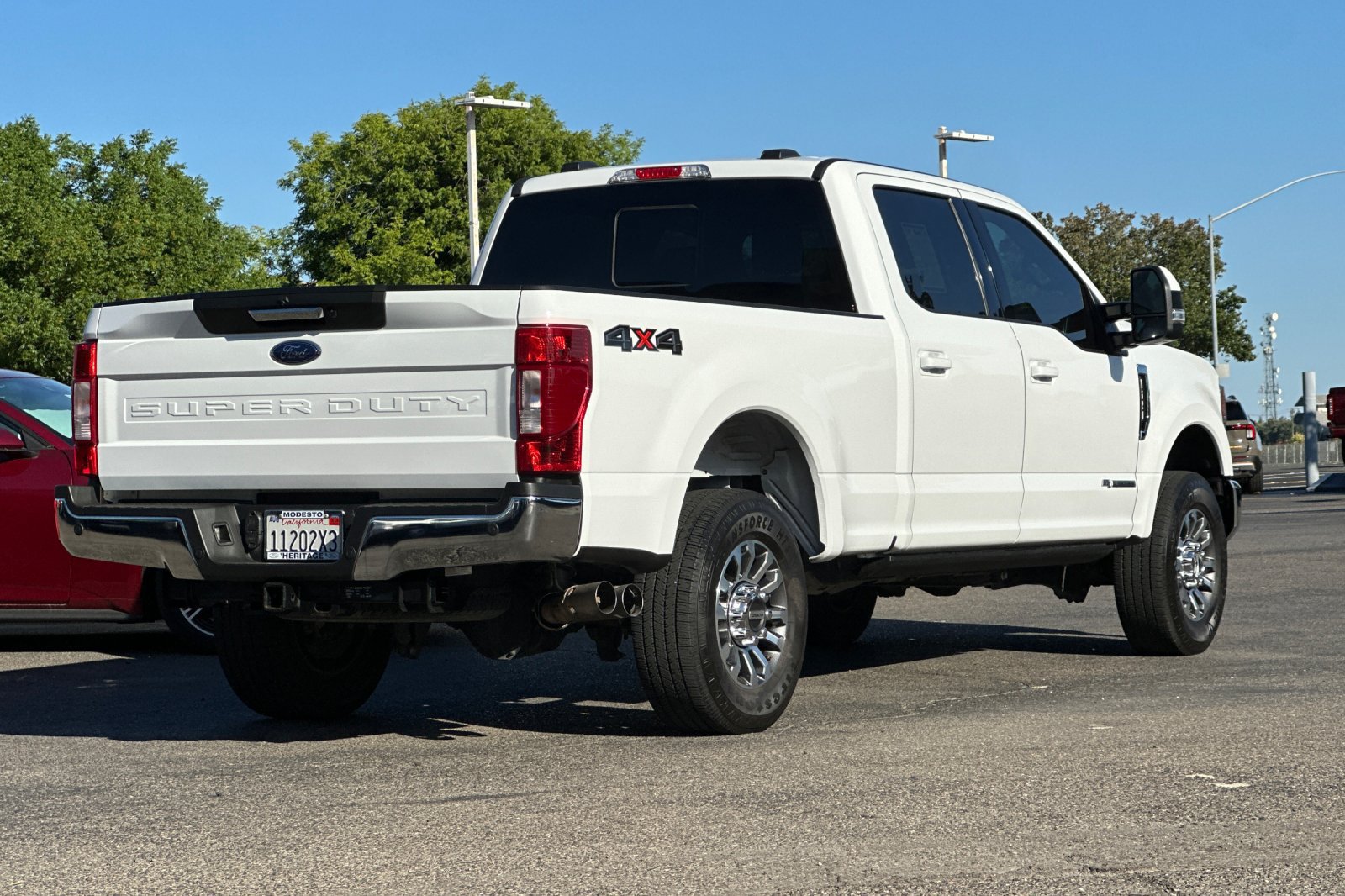 Used 2021 Ford F250 Lariat w/ Lariat Value Package AWD/4WD image 4