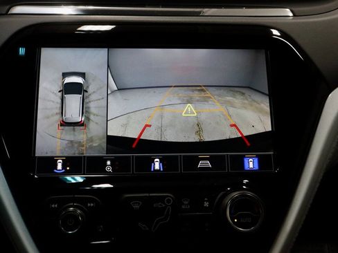 Used 2020 Chevrolet Bolt Premier w/ Infotainment Package image 2