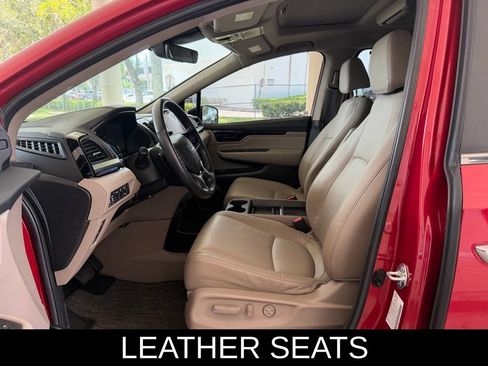 Used 2023 Honda Odyssey Touring image 6