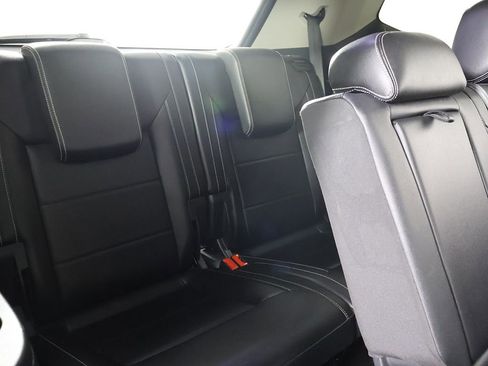 Used 2022 Volkswagen Atlas SE image 35