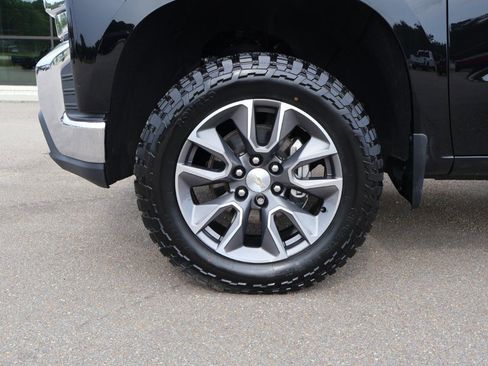 Used 2020 Chevrolet Silverado 1500 LT w/ Remote Start Package AWD/4WD image 14