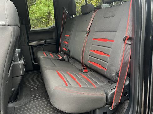 Used 2017 Ford F150 XLT w/ Equipment Group 302A Luxury AWD/4WD image 10