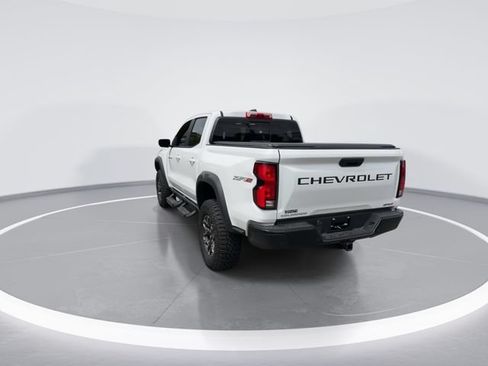 Used 2025 Chevrolet Colorado ZR2 AWD/4WD image 7
