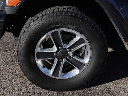 Used 2020 Jeep Wrangler Unlimited Sahara w/ Uconnect 4C Nav & Sound Group image 14