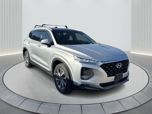 Used 2019 Hyundai Santa Fe AWD image 3