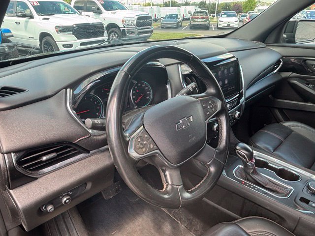 Used 2023 Chevrolet Traverse RS AWD/4WD image 16