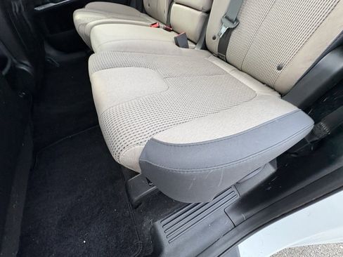 Used 2020 Hyundai Santa Fe SEL w/ Convenience Package image 29