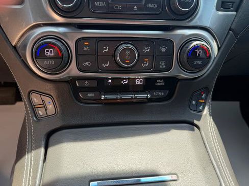Used 2020 Chevrolet Suburban Premier w/ RST 6.2L Performance Edition AWD/4WD image 38