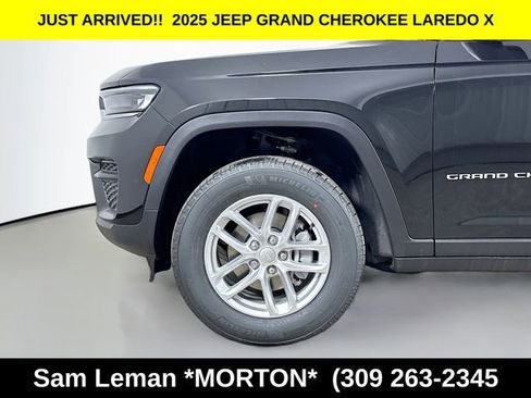 New 2025 Jeep Grand Cherokee Laredo X w/ Luxury Tech Group I image 30