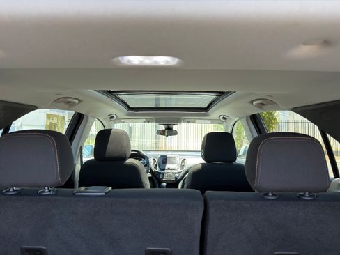 Used 2022 Chevrolet Equinox LT FWD image 16