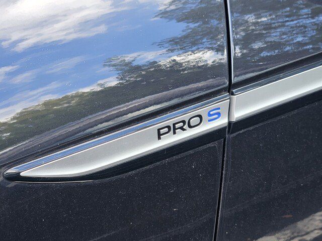 Used 2023 Volkswagen ID.4 Pro RWD image 11