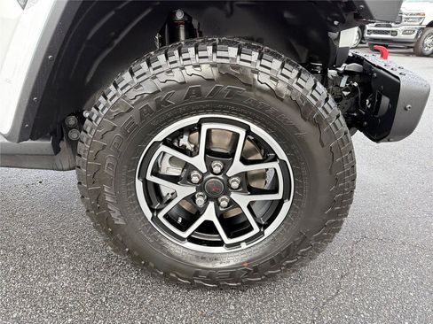 New 2026 Jeep Gladiator Rubicon AWD/4WD image 11