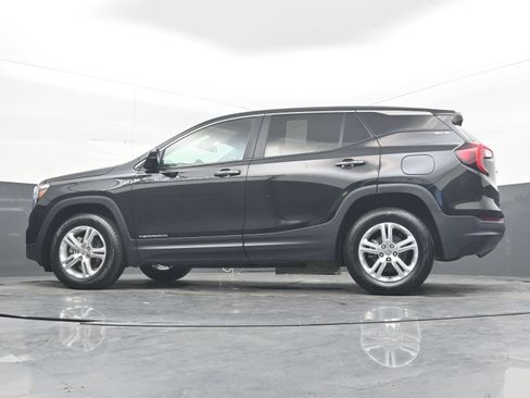 Used 2024 GMC Terrain SLE AWD/4WD image 26