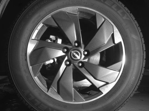 Used 2025 Nissan Rogue SV AWD/4WD image 14