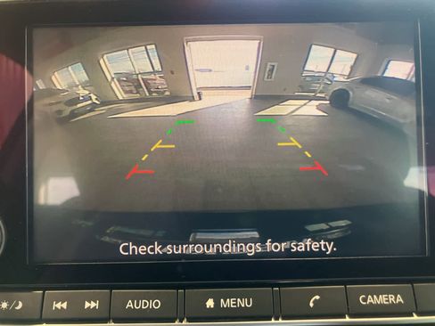 Used 2021 Nissan Rogue S image 19