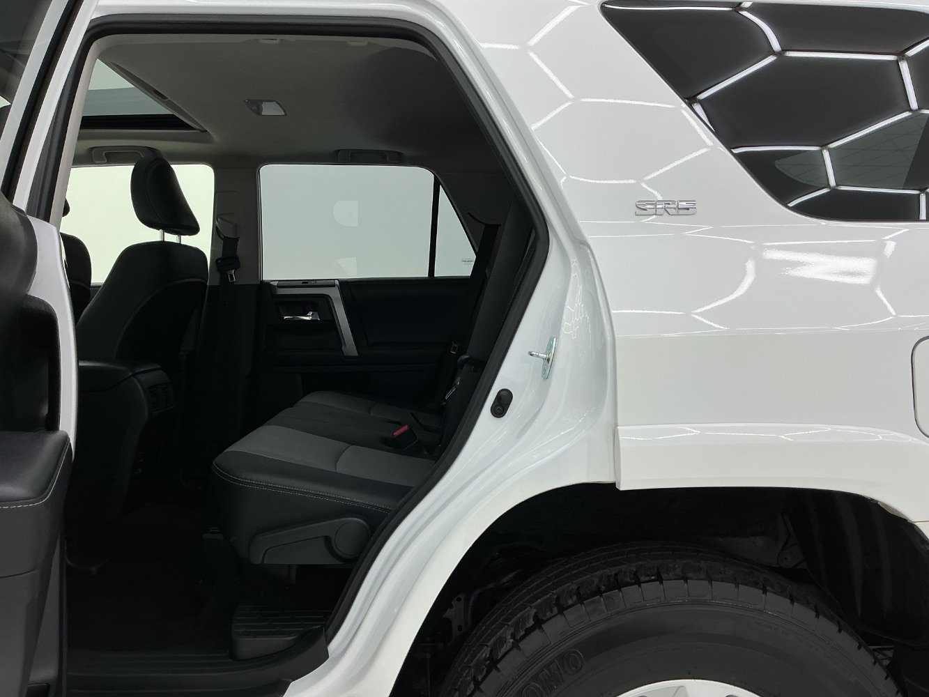 Used 2016 Toyota 4Runner SR5 Premium AWD/4WD image 20