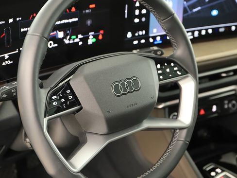Used 2025 Audi Q5 Prestige AWD/4WD image 16