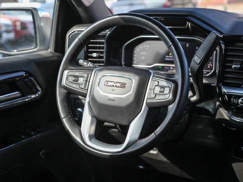 Used 2024 GMC Sierra 1500 SLE image 14