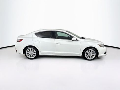 Used 2018 Acura ILX w/ Technology Plus Package image 5