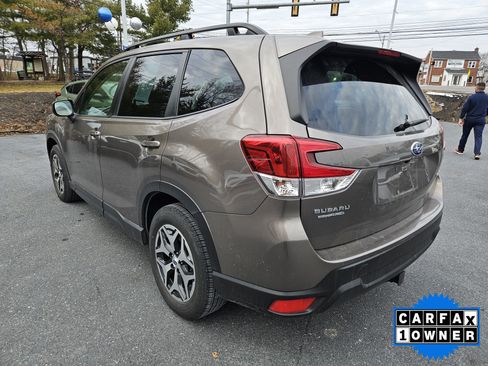 Certified 2023 Subaru Forester Premium image 7