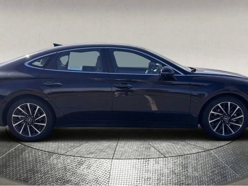 Used 2023 Hyundai Sonata Limited image 9