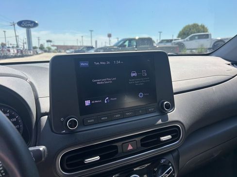 Used 2022 Hyundai Kona SEL AWD/4WD image 19