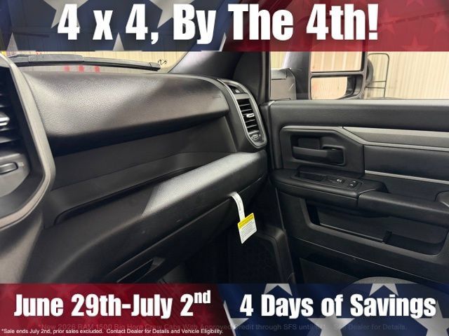 Used 2024 RAM 3500 Tradesman w/ Chrome Appearance Group AWD/4WD image 27