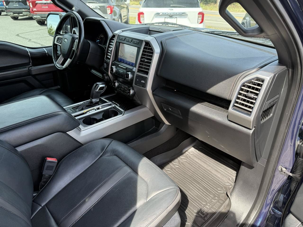 Used 2019 Ford F150 Platinum w/ Equipment Group 701A Luxury AWD/4WD image 21