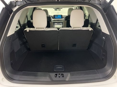 New 2026 Lincoln Aviator AWD image 38