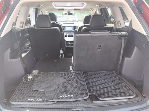 Used 2019 Volkswagen Atlas SEL R-Line AWD/4WD image 13