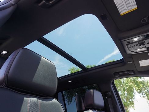 Certified 2023 Chevrolet Suburban RST w/ Sport Performance Package AWD/4WD image 14