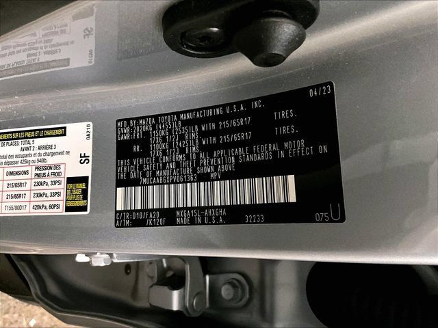 Used 2023 Toyota Corolla Cross LE AWD/4WD image 32