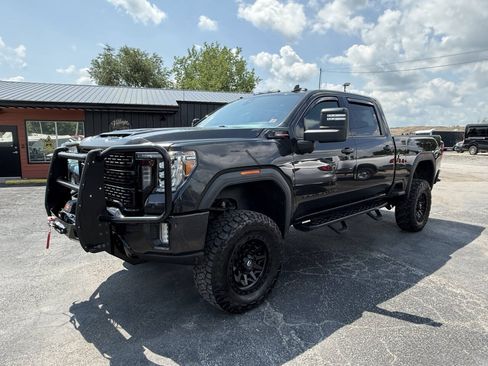Used 2020 GMC Sierra 2500 Denali w/ Denali Ultimate Package AWD/4WD image 1