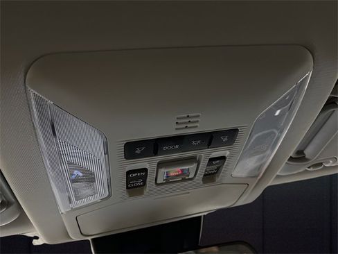 Used 2024 Toyota RAV4 XLE image 24