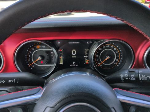 Used 2023 Jeep Wrangler Unlimited Rubicon w/ Steel Bumper Group AWD/4WD image 27