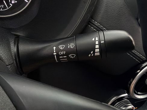 Used 2024 Nissan Sentra SV FWD image 20