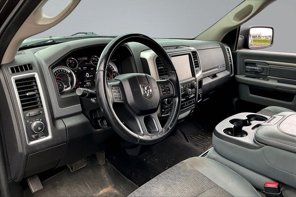 Used 2017 RAM 1500 Big Horn AWD/4WD image 18