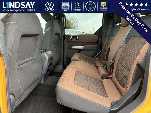 Used 2022 Ford Bronco Outer Banks image 13