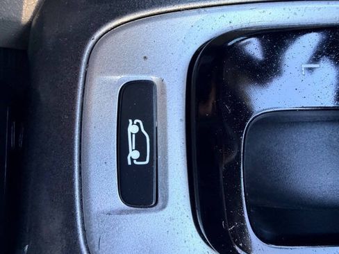 Used 2016 Honda Pilot EX image 11