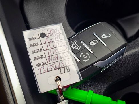 New 2026 RAM 1500 4x4 Crew Cab image 39