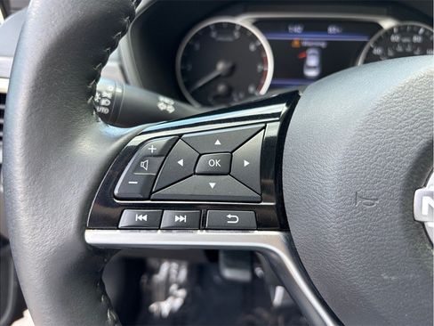 Used 2024 Nissan Altima 2.5 SV w/ SV Premium Package FWD image 25