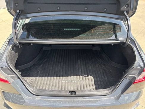 Used 2025 Toyota Camry SE FWD image 26