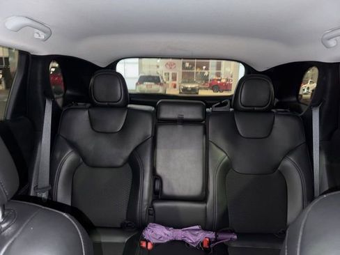 Used 2020 Jeep Cherokee Latitude Plus image 10