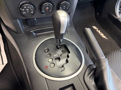 Used 2007 MAZDA MX-5 Miata Touring RWD image 13