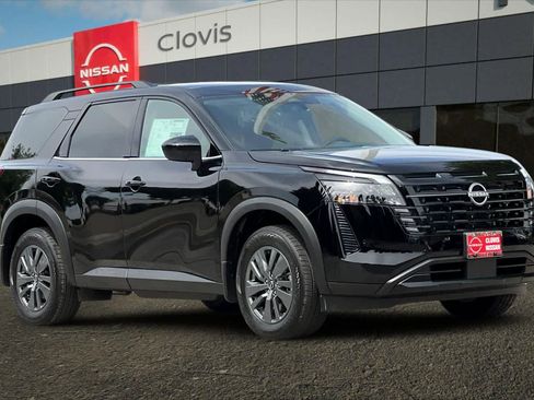 New 2026 Nissan Pathfinder SV image 10