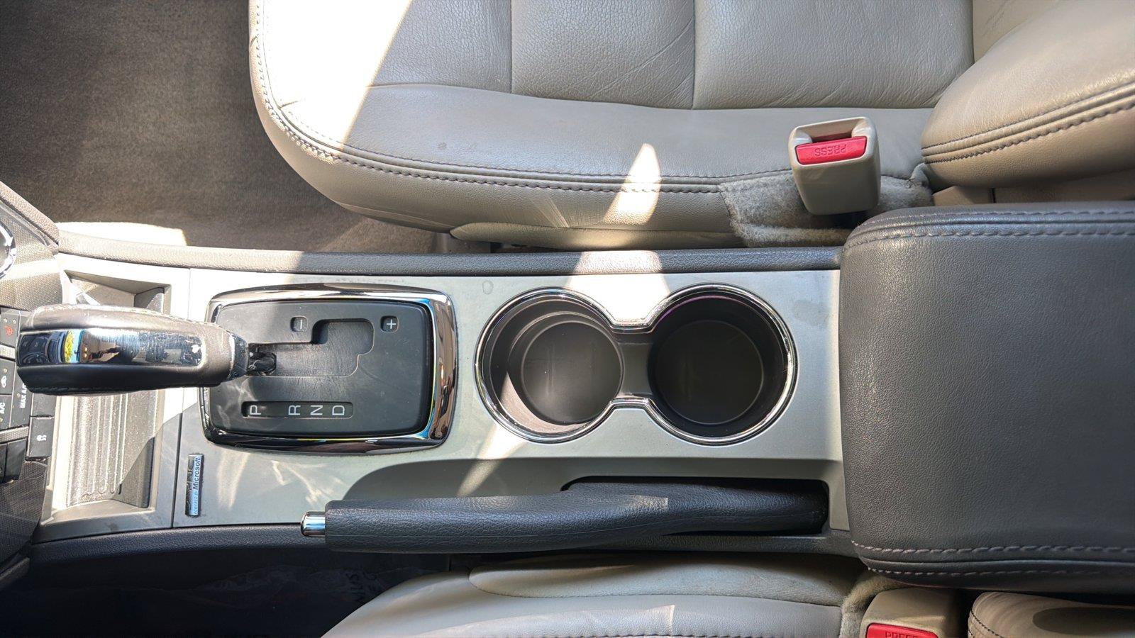 Used 2010 Ford Fusion SEL FWD image 16