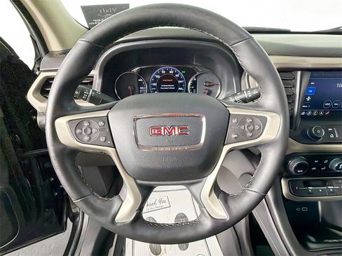 Used 2023 GMC Acadia Denali image 11