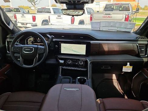 New 2026 GMC Sierra 3500 Denali Ultimate image 32