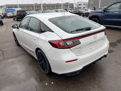Used 2022 Honda Civic Sport image 8